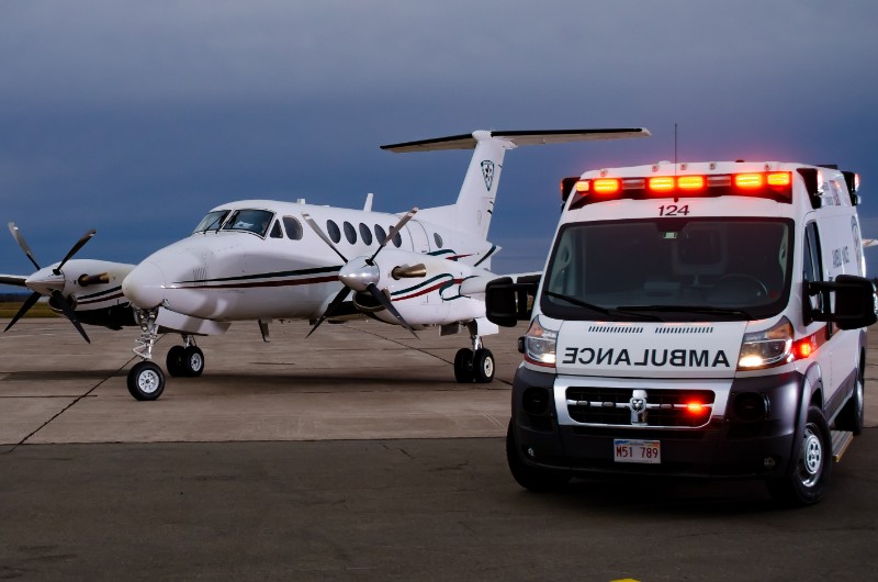 Voyageur New Brunswick Air Ambulance and Ambulance